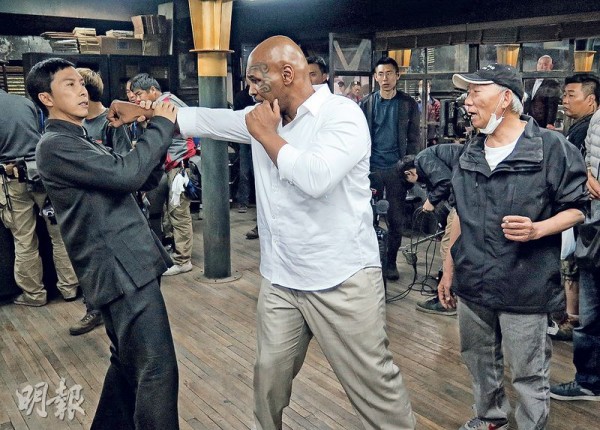 19+ Mike Tyson Vs Donnie Yen Gif